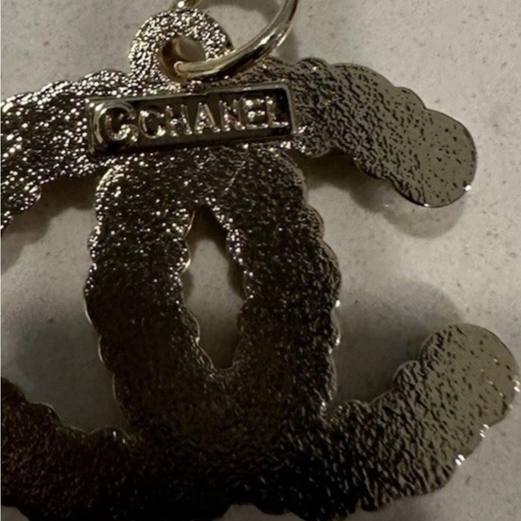 Chanel Stamped Gold Multicolor Crystal Pendant - Picture 4 of 5